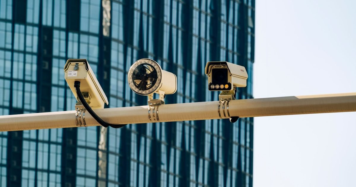 Alejandro Alves, estrategia y seguridad: Cámaras de seguridad con inteligencia artificial: videovigilancia inteligente